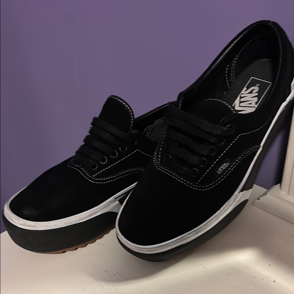 Vans Black Sneakers Classic Skate Style